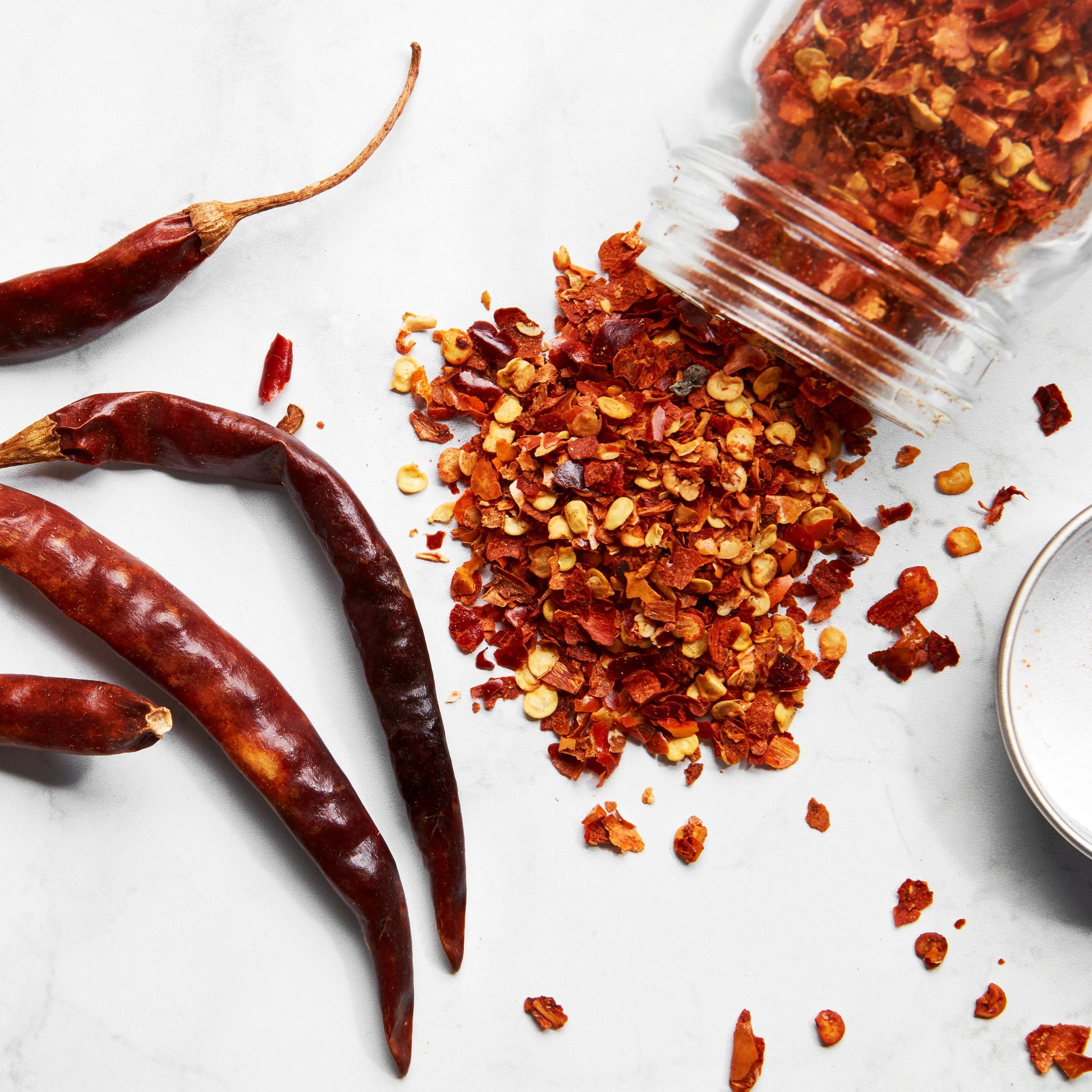 Crushed Chilli in Hand Painted Ceramic Jar - 10g