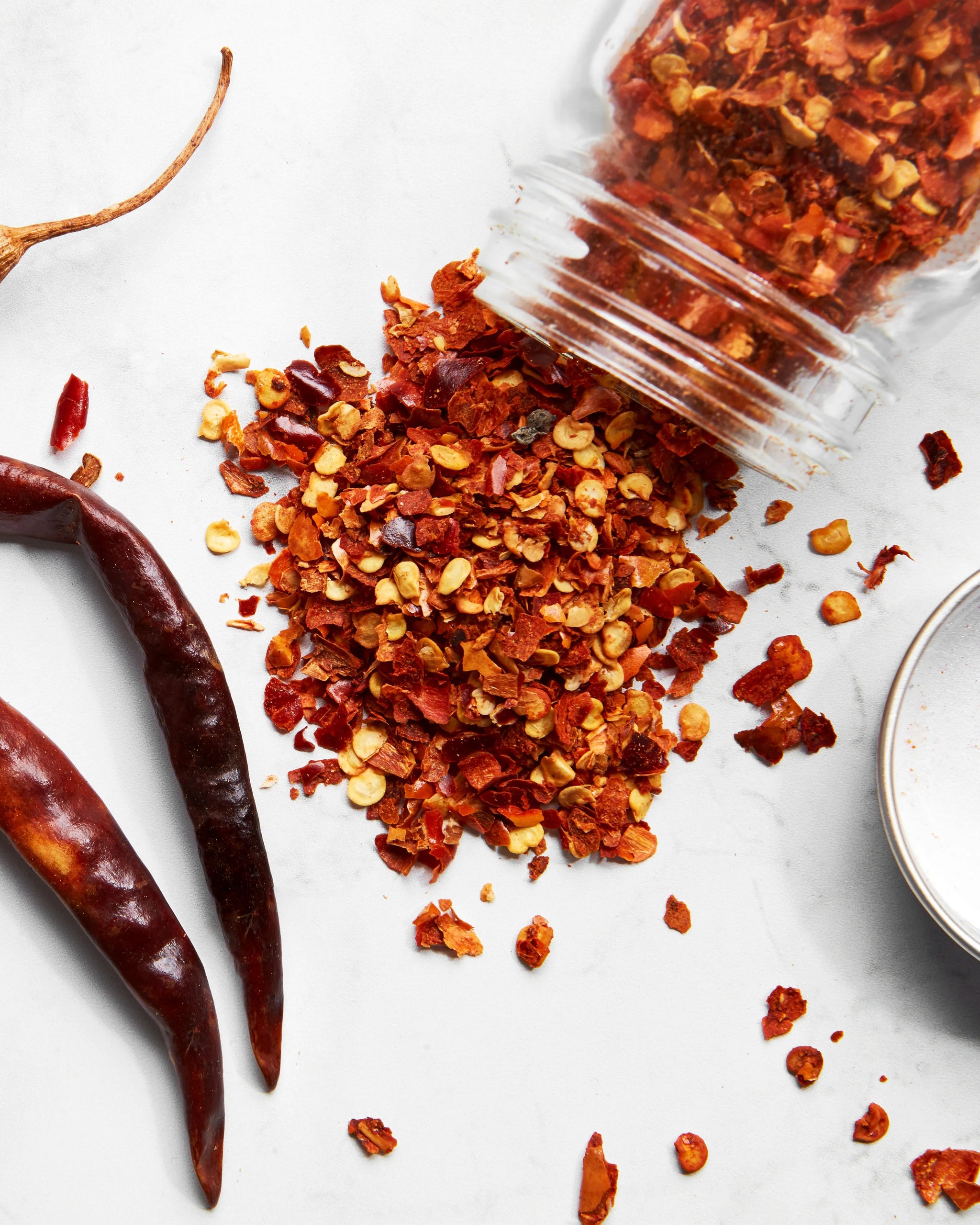 Crushed Chilli in Hand Painted Ceramic Jar - 10g