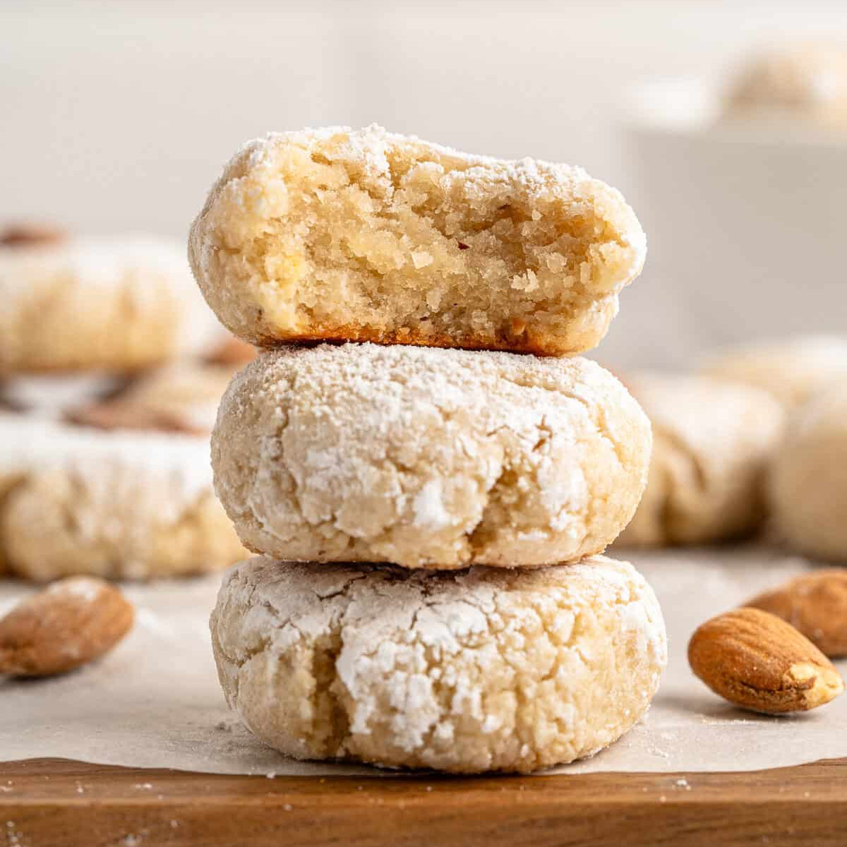 Virginia Soft Amaretti Tin - 200g