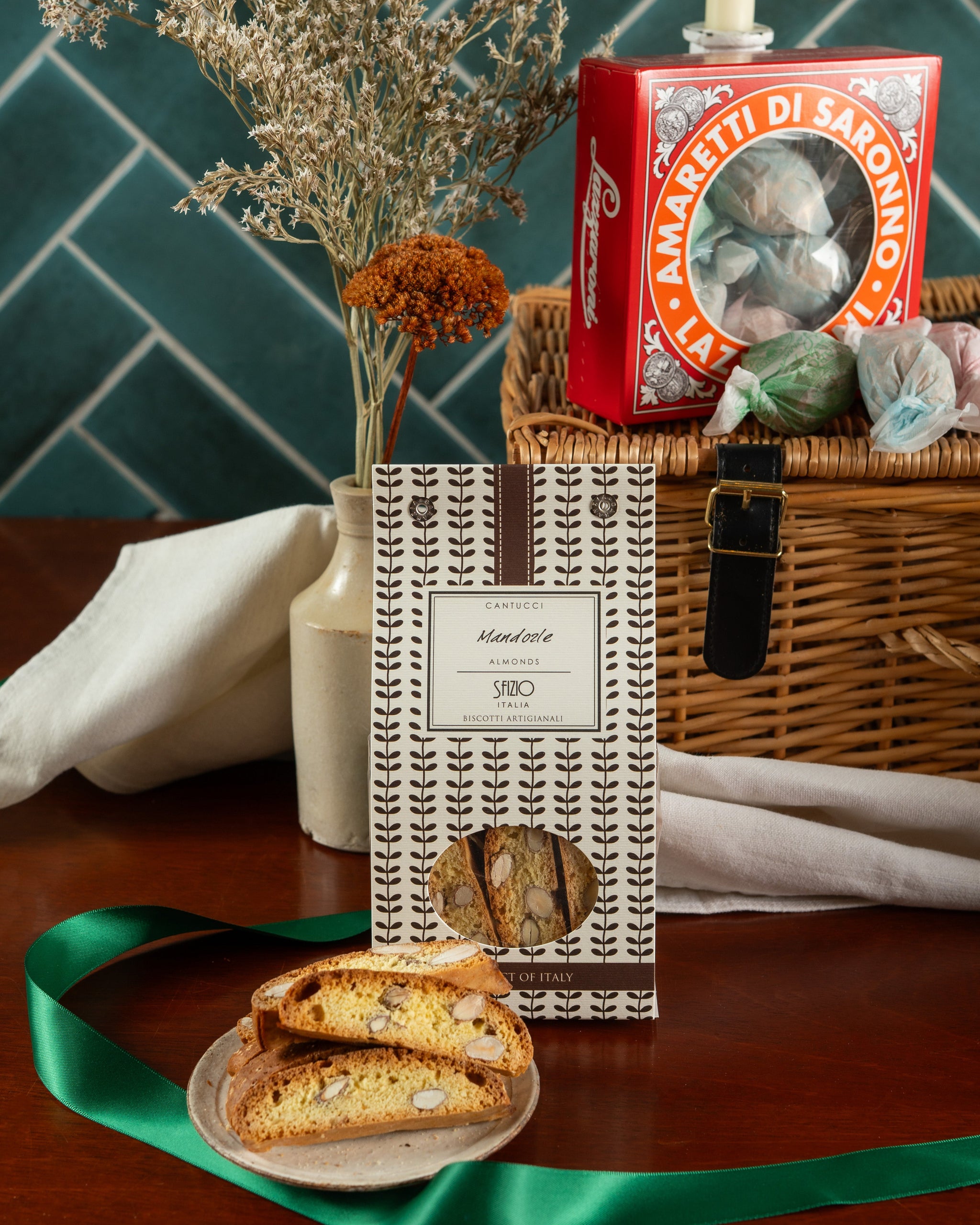 Sweet & Bubbles Hamper