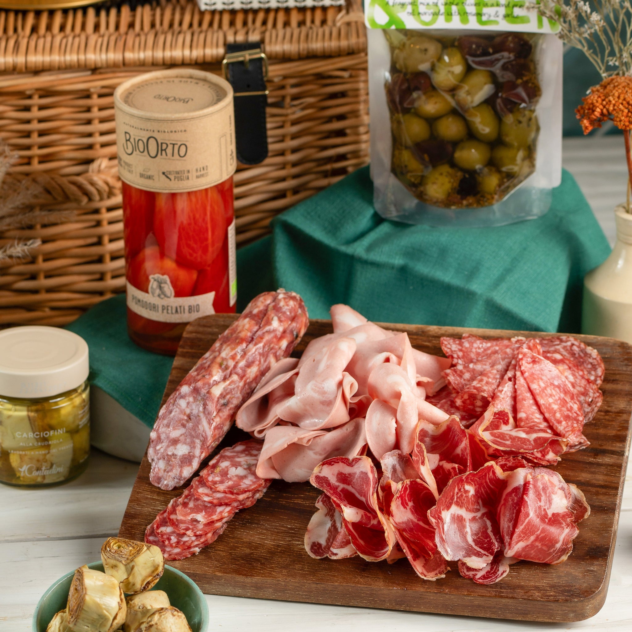 The Rossella Hamper