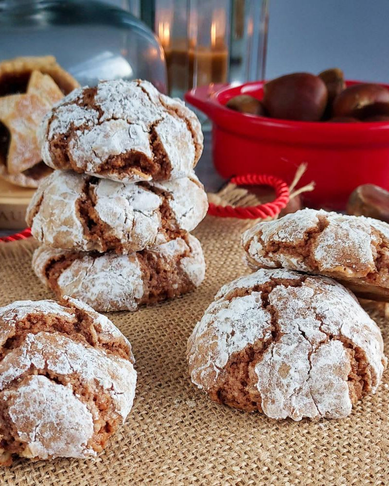 Virginia Sour Cherry Amaretti with Cocoa Grains – 140g